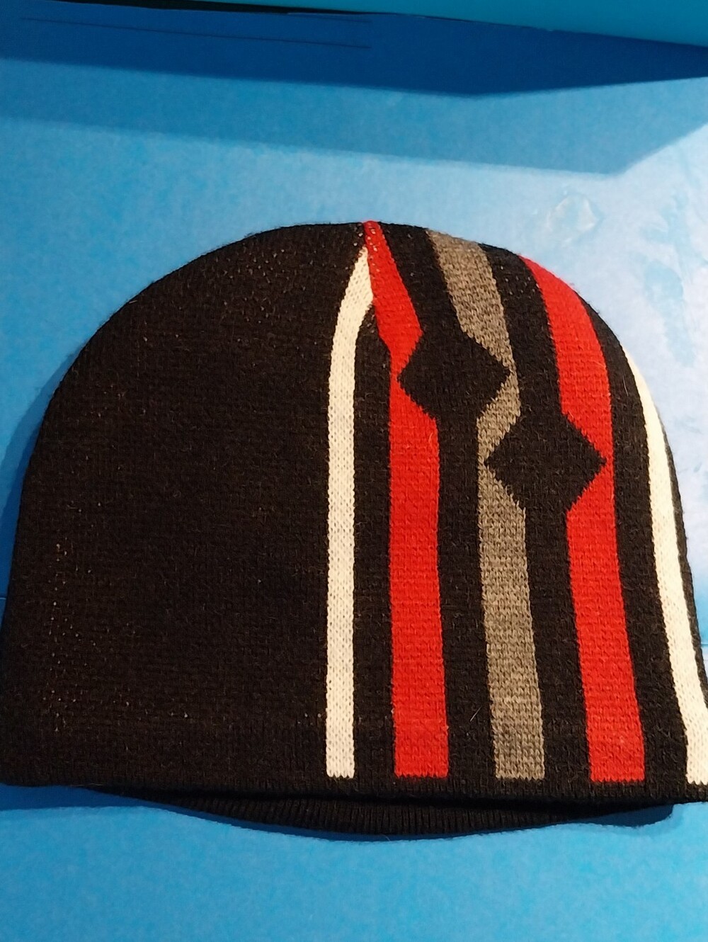 🍁Black Knit Beanie with Red, Gray & White Stripes